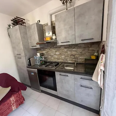 Summer Apartment *